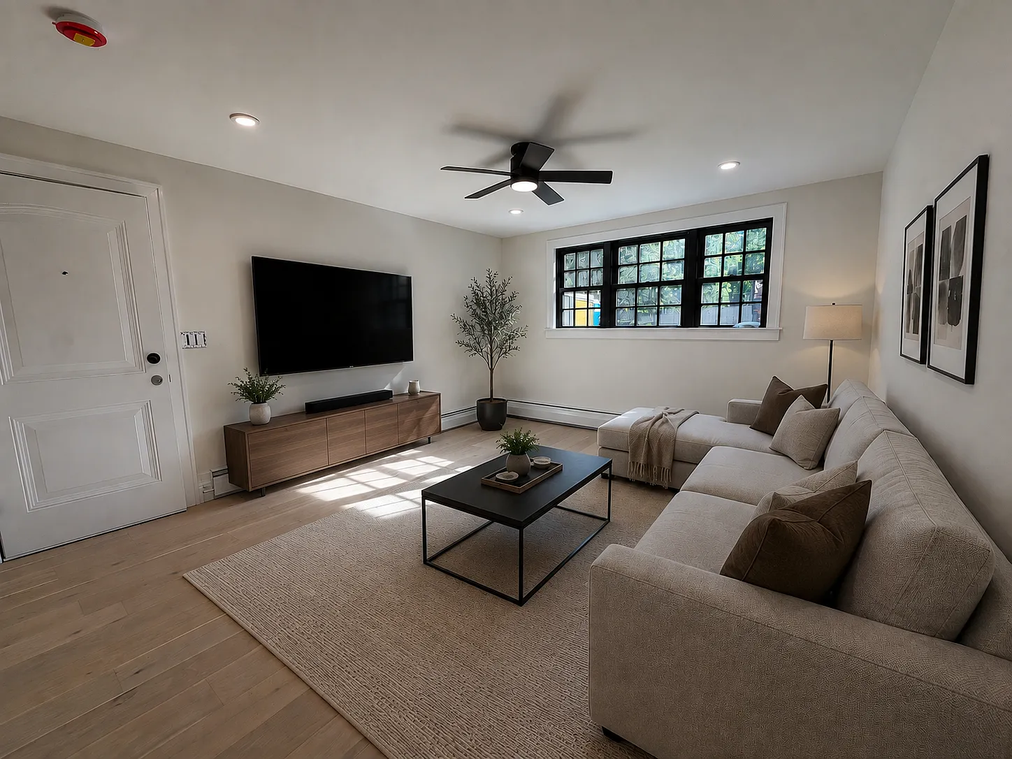1 bed, 815 sqft, $2,950 — Photo 4
