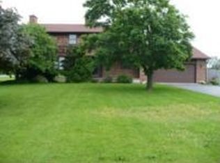 3811 Wruck Rd, Middleport, NY 14105