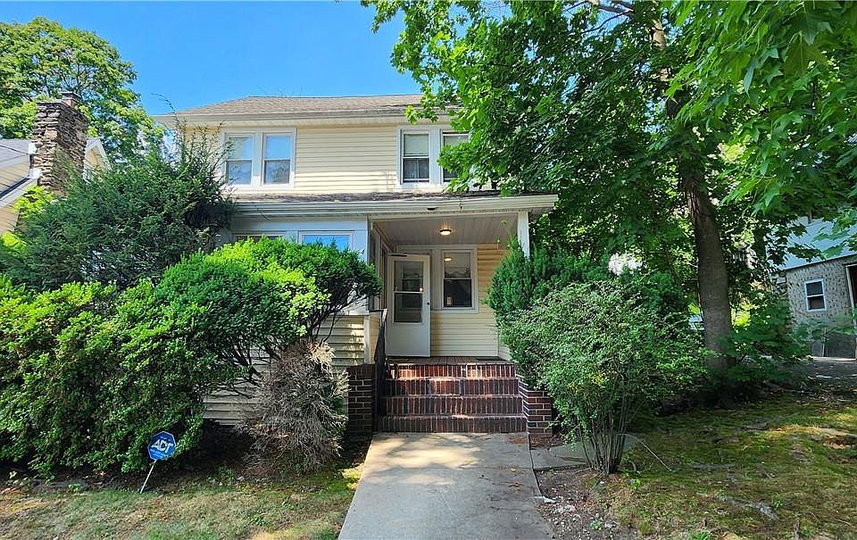 1st image of 54 Darwood Place