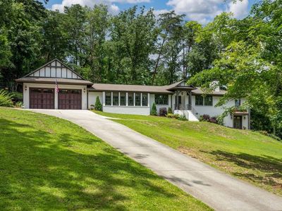 3128 Ryecroft Rd, Mountain Brook, AL, 35223