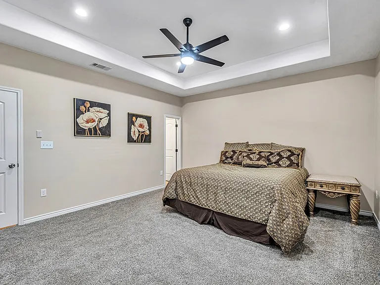 1100 Osprey Dr — Photo 11