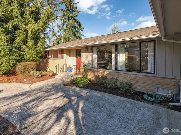 818 Maplewood Avenue, Kent, WA 98030