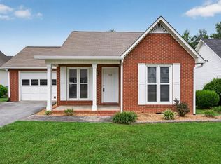 929 Nottingham Dr, Cookeville, TN 38506