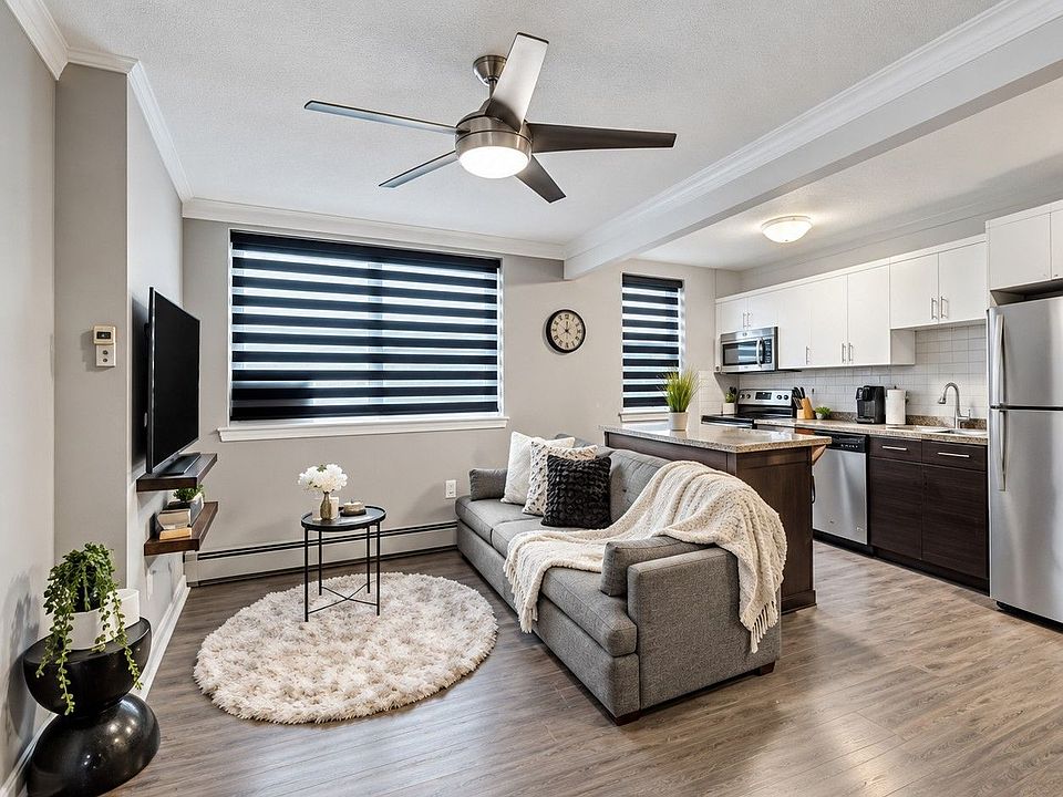 1st image of 4538 Huron St #2