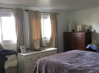 933 6th St, West Babylon, NY 11704