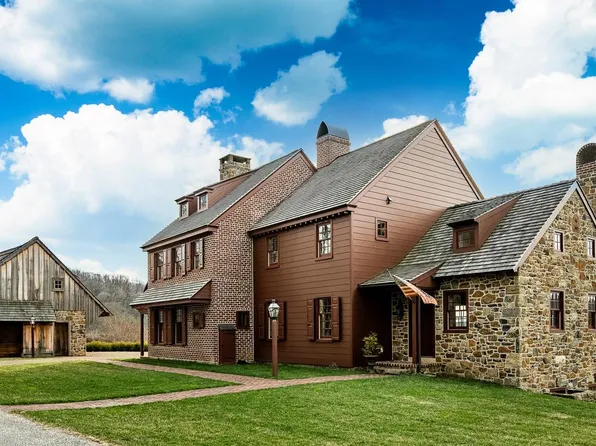 202 Privet Ln, Elverson, PA 19520