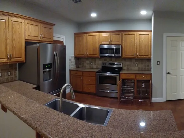 17522 Village Dr, Dripping Springs, TX 78620