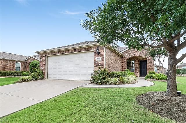 1st image of 7927 Estancia Dr