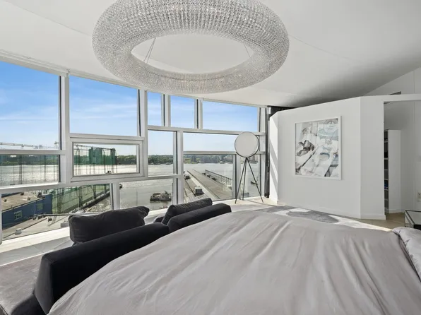 100 Eleventh Avenue image 10 of 20