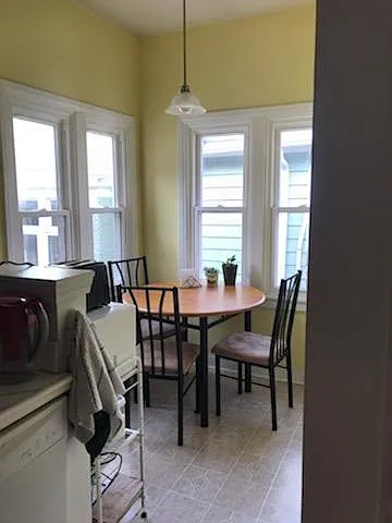 2509 E Stratford Ct — Photo 4