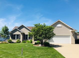 5927 Simon Dr SW, Wyoming, MI 49418