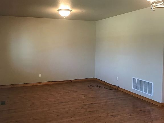 4th image of 2947 N 27th Ave APT 24
