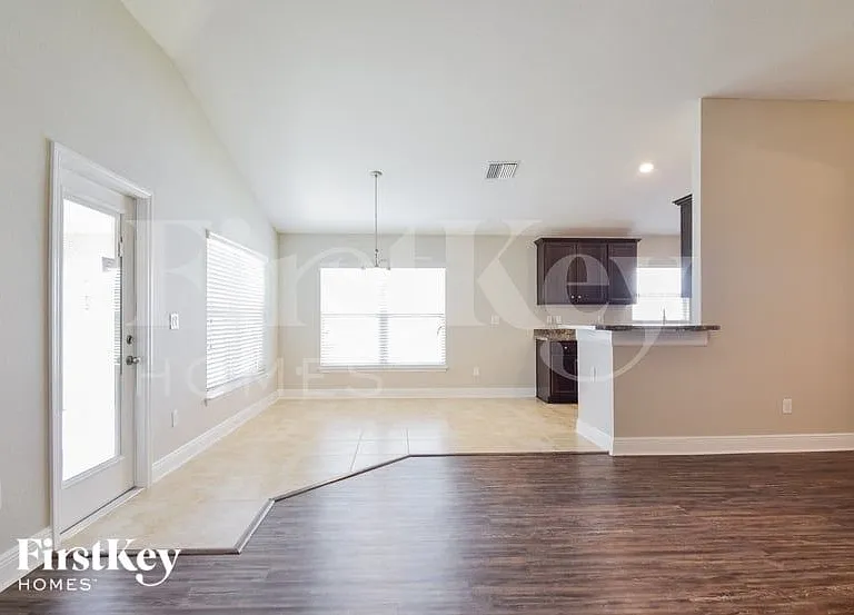 14503 Dunrobin Dr — Photo 5