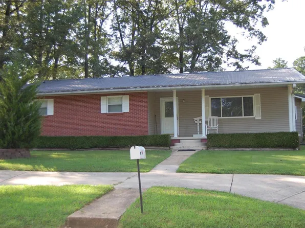 1515 Sunset Dr, Poplar Bluff, MO 63901