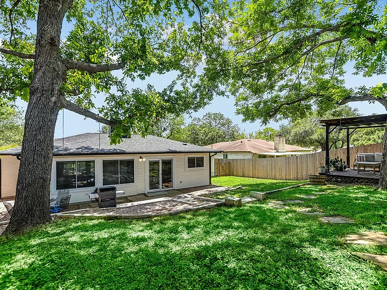 6508 Sunnysky Way — Photo 21