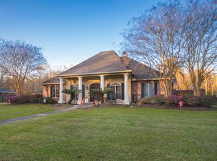 408 Maple St, Abbeville, LA 70510
