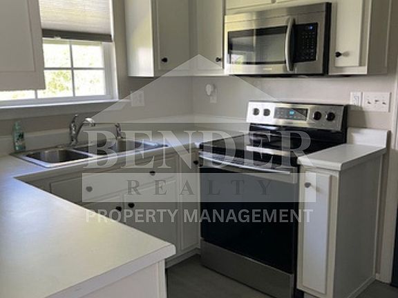 3rd image of 1320 Highland Ave NW