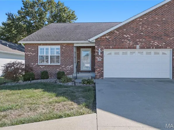 602 Elizabeth Dr #602, Litchfield, IL 62056