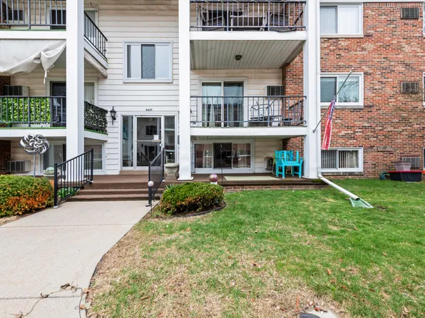 806 W Michigan Ave APT 205E, Jackson, MI 49202