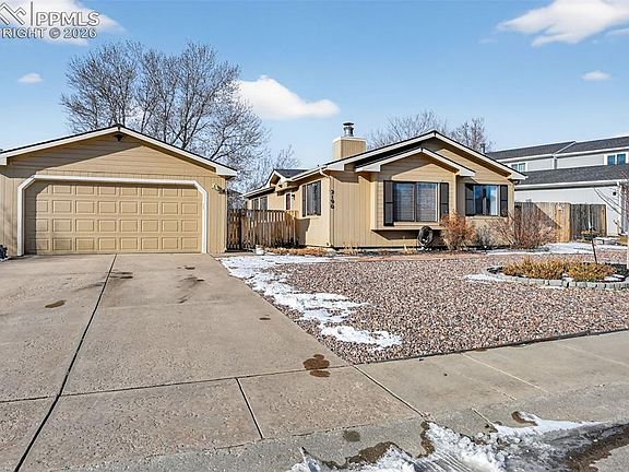 3rd image of 2190 Piros Dr