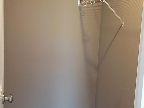 3rd image of 364 Landrum Pl