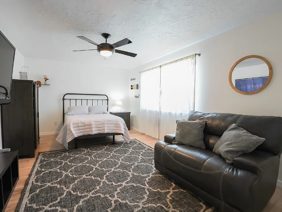 2115 Tesoro Pl #2