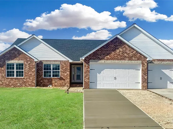 1209 Kirk Ln, Waterloo, IL 62298