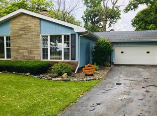 2365 N 5000w Rd, Kankakee, IL 60901