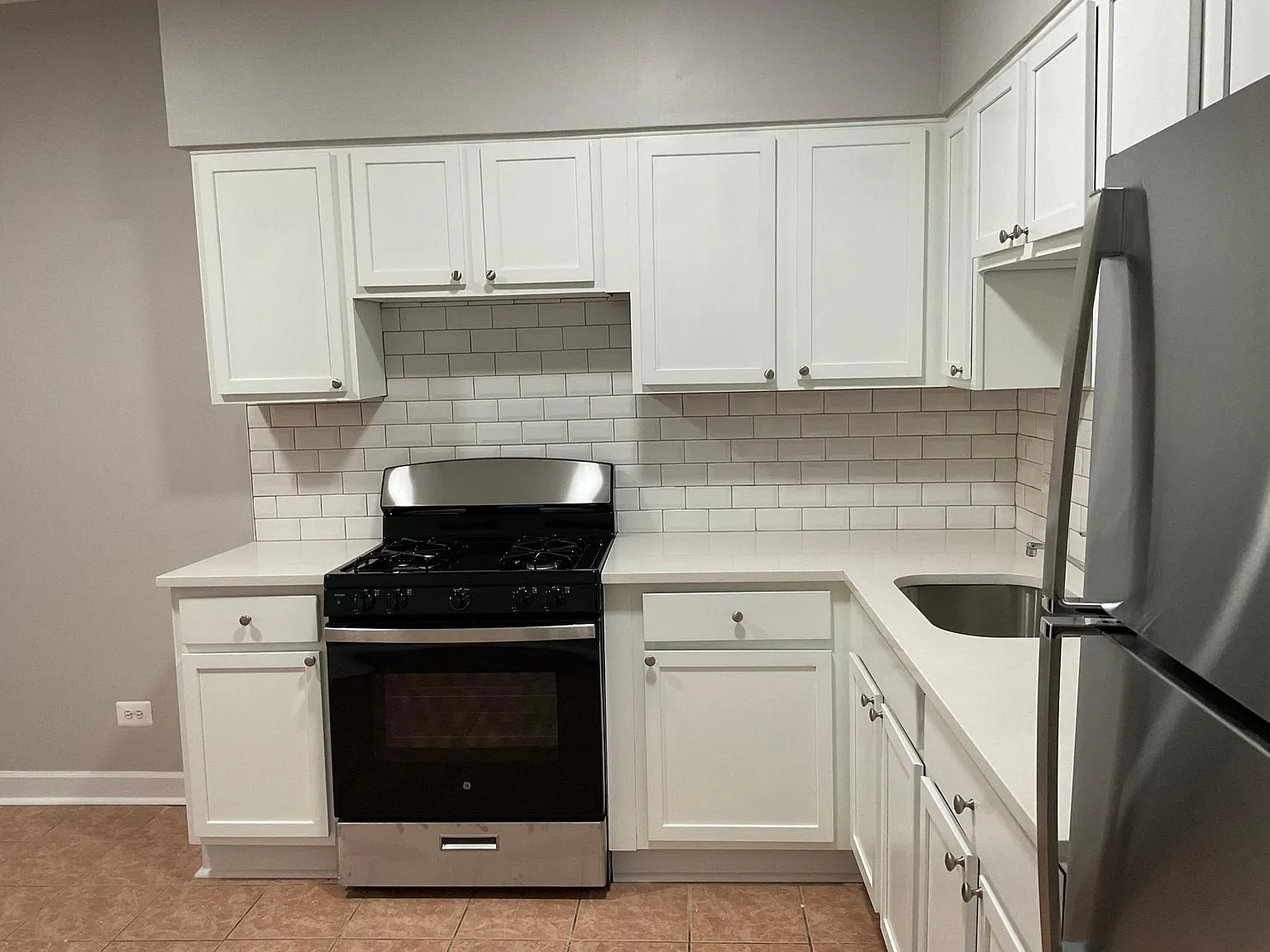 2 bed, $1,450 — Photo 3