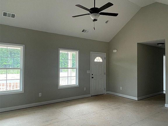 2nd image of 2993 Great Falls Hwy #2B