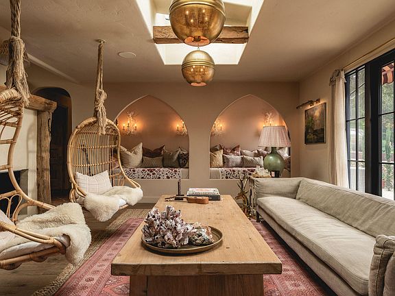 5th image of 10802 Oak Knoll Rd