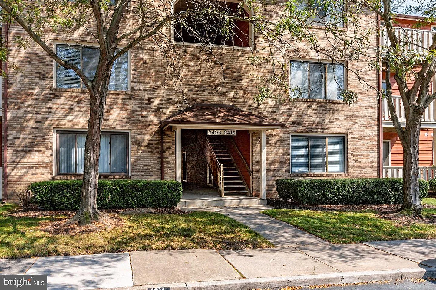 2 bed, 2.0 bath, 1032 sqft, $2,450 — Photo 1