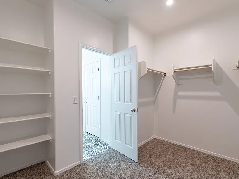 19214 W Badgett Ln — Photo 12