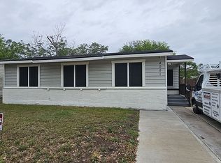 4001 Cott St, Corpus Christi, TX 78411