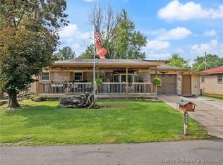 305 Glenview Hts, New Albany, IN 47150
