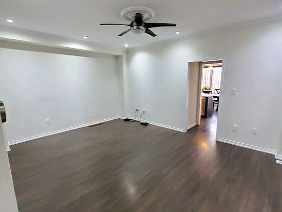 4th image of 3 Baffin Cres
