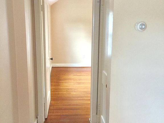 3rd image of 1505 N Pocomoke St APT 2