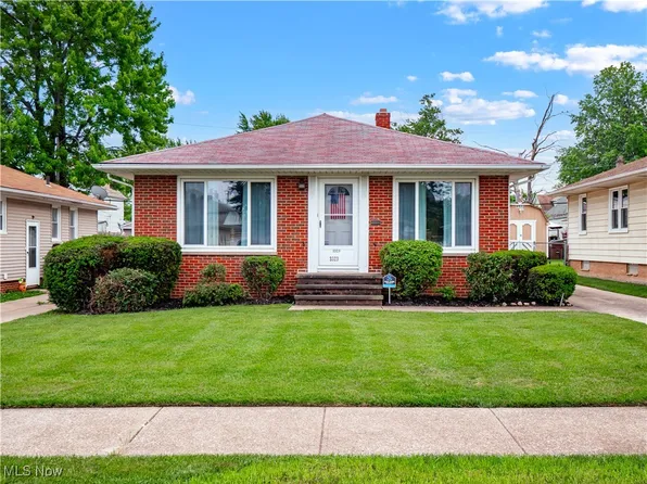 3323 North Ave, Parma, OH 44134