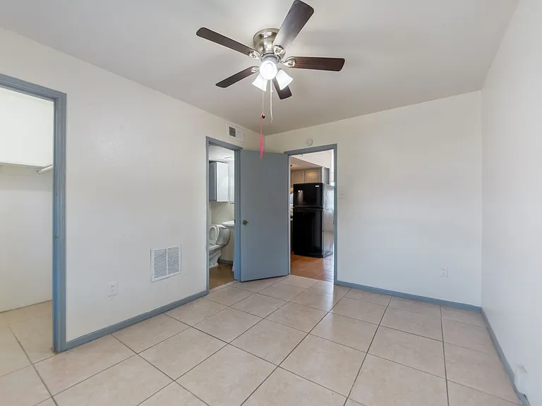 Hurry! Move Inspecial Housing Accepted. — Photo 9