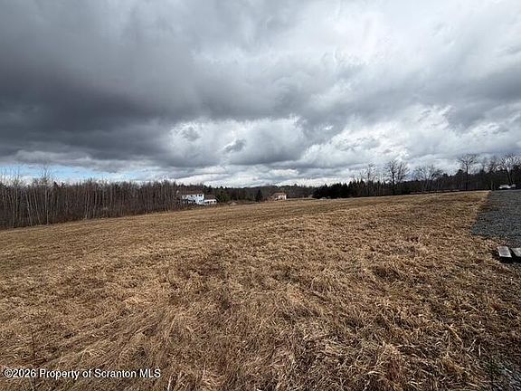 4th image of Deer Laurel Estate Rd