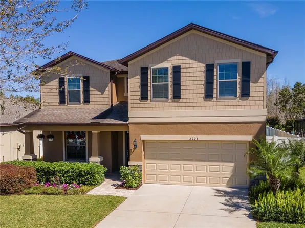 2208 Landside Dr, Valrico, FL 33594