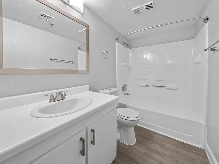 Sedona Ridge Apartment Homes — Photo 15
