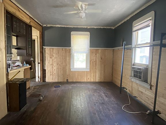4th image of 719 W Nowland Ave