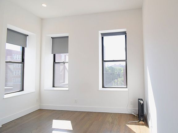 5th image of 153 E 105th St Unit 10