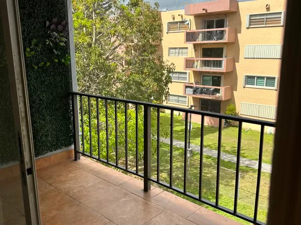 399 NW 72nd Ave APT 310, Miami, FL 33126