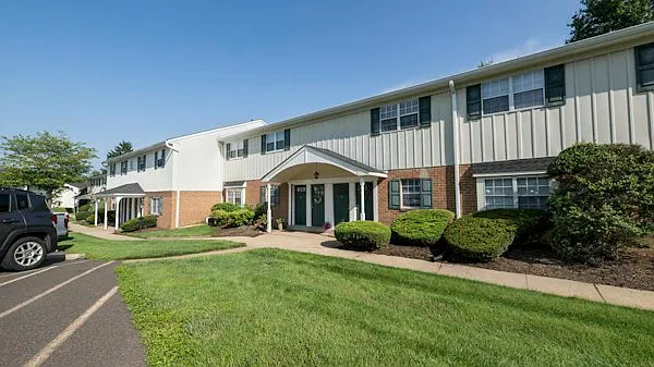 Bucks Run Apts.