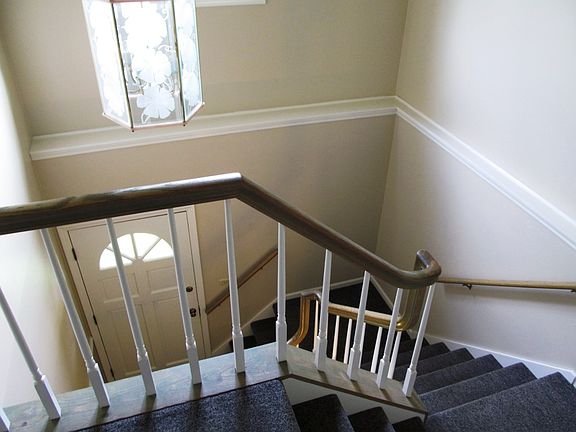 3rd image of 3112 E Kenwood Blvd #3112