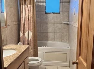 11 Tufts St APT 1, Malden, MA 02148