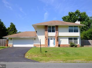 12061 Pierce Rd, Waldorf, MD 20601