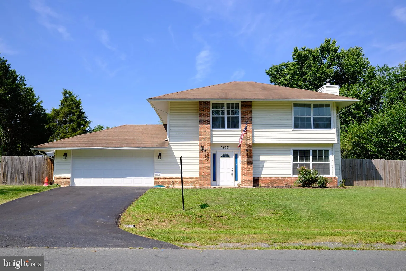 12061 Pierce Rd photo 1